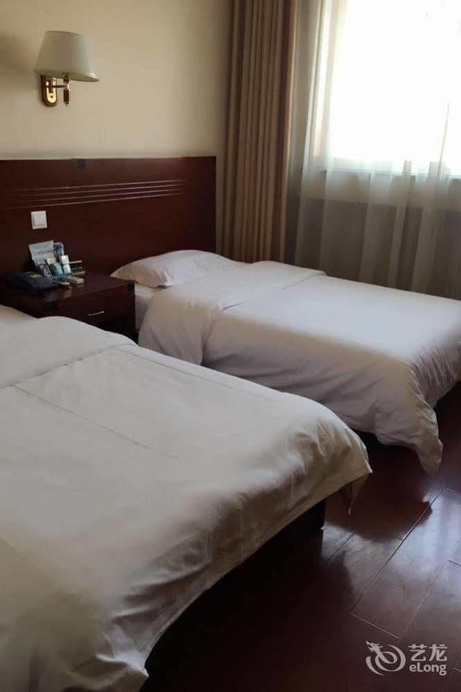 Tianjin Jingjin Hotel Exterior photo